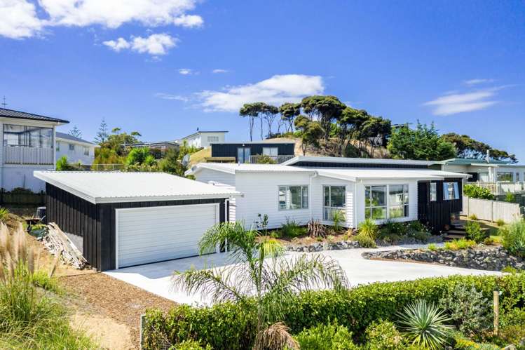 1 Sandpiper Lane Mangawhai Heads_23