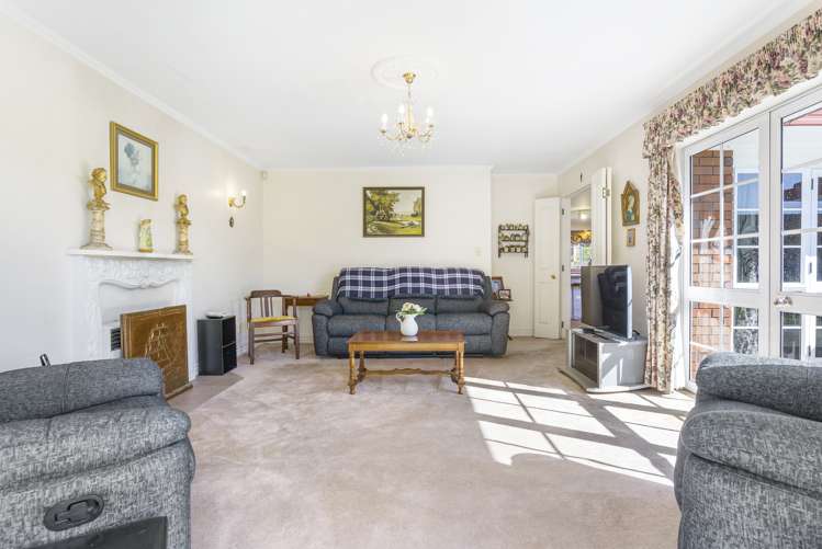 6 Len Garlick Place Pahurehure_7