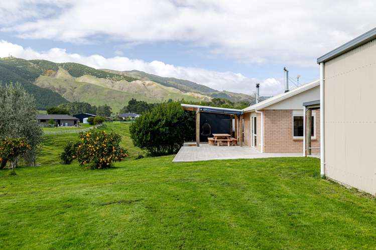 83 Williams Road Tokomaru_11