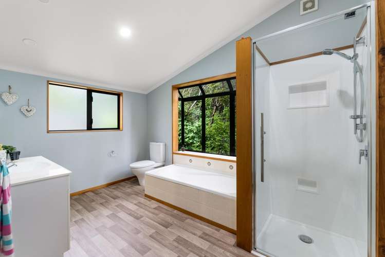 3 Motuhora Rise Whakatane_23