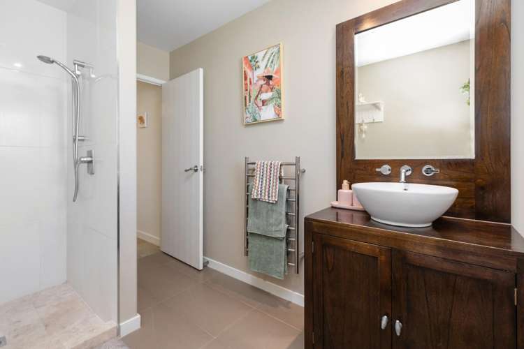 21 Horsley Grove Pyes Pa_8