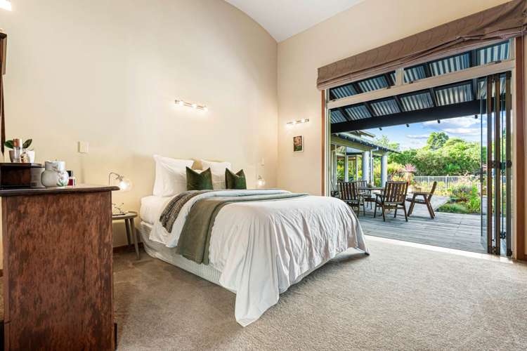 1963 Great South Road Bombay_24