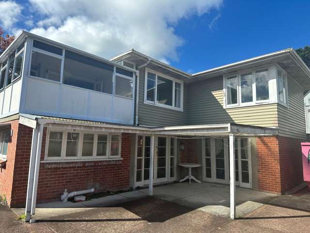 8 Celsmere Lane Te Atatu Peninsula_2