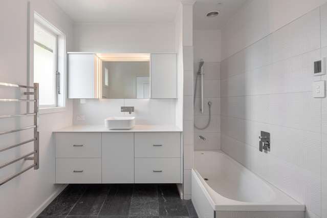 6 Devery Street Mangapapa_3