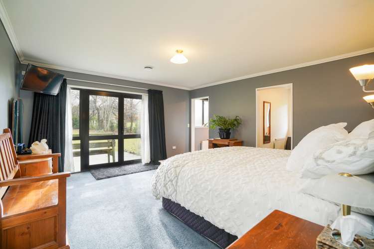 9 Dryfe Street Nightcaps_11