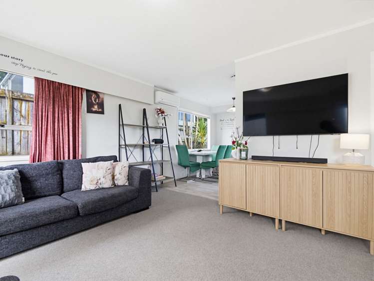 2/15A McIntyre Road_5
