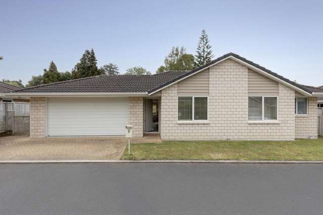 9 Barossa Way Brookfield_1