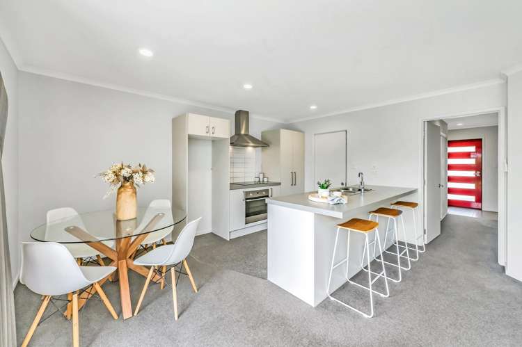 57 Farnborough Way Rolleston_2