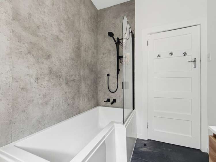 5 Oliver Road 10782_8