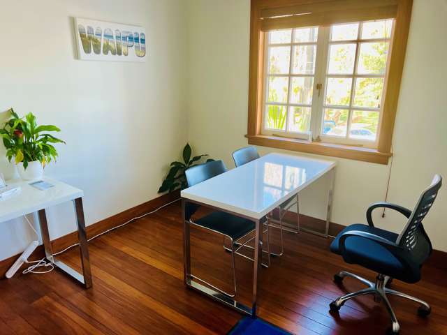 Office 3/1 Cove Road Waipu_1