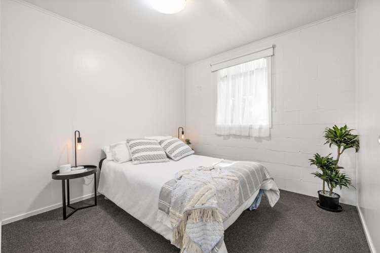 3 Violet Street Raglan_8