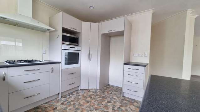 5a Lybster Street Blenheim Central_4