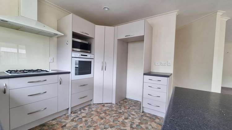 5a Lybster Street Blenheim Central_4