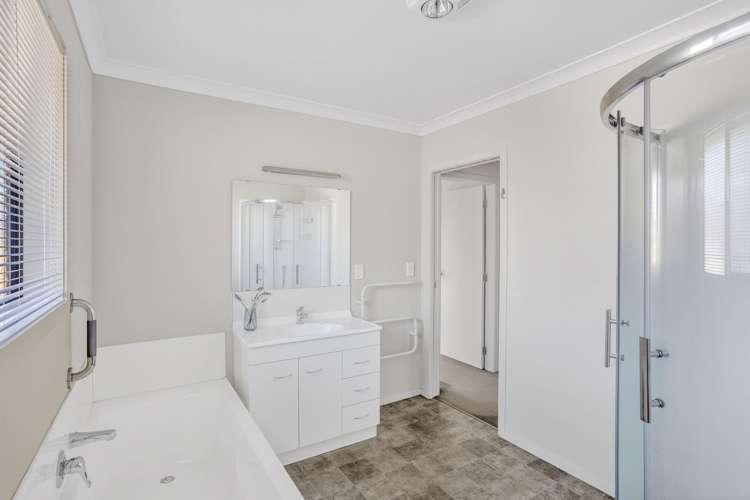 20/2 Grace Avenue Cambridge_13