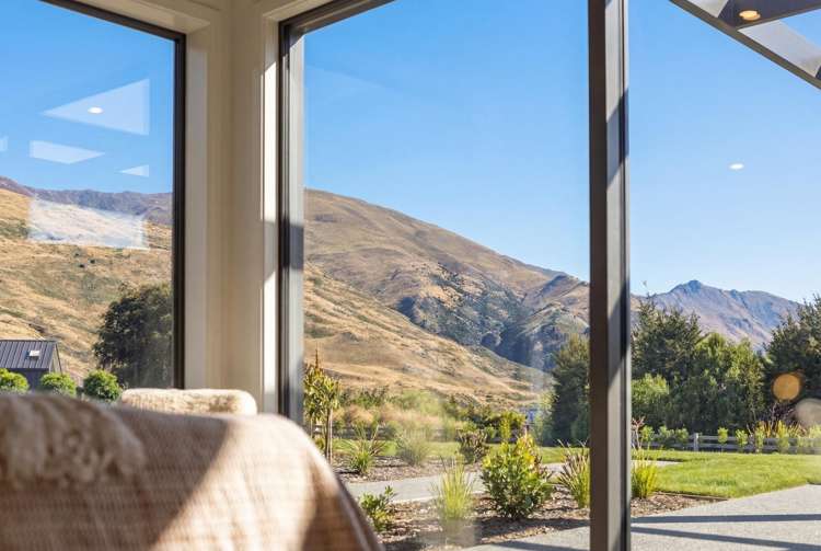 6 Stoneleigh Drive Wanaka_17