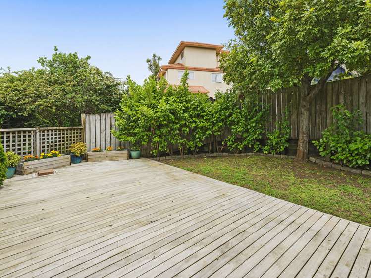 2/12 Mccahill Views Botany Downs_9
