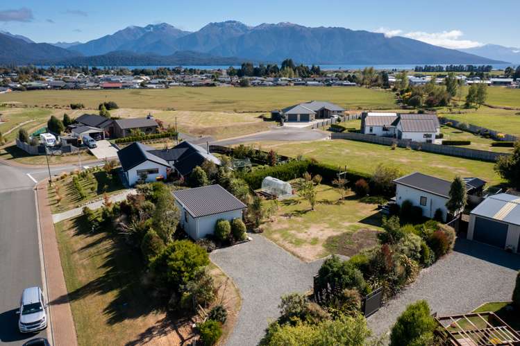 75 Burnby Drive Te Anau_31