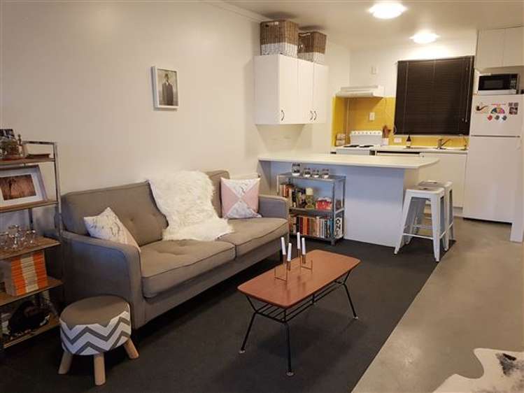 18/46 Hiropi Street Newtown_5