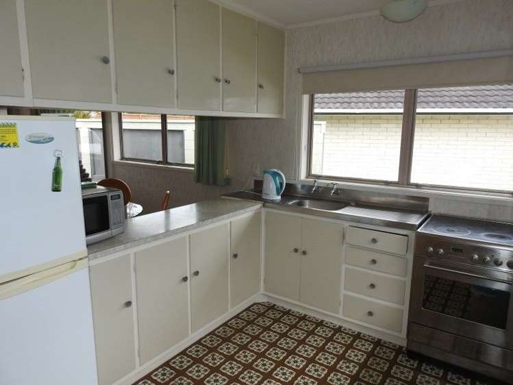 3b Monarch Grove Pauanui_8