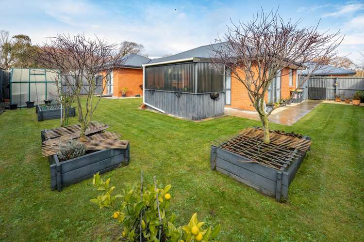 21 Clinton Lane Woolston_12