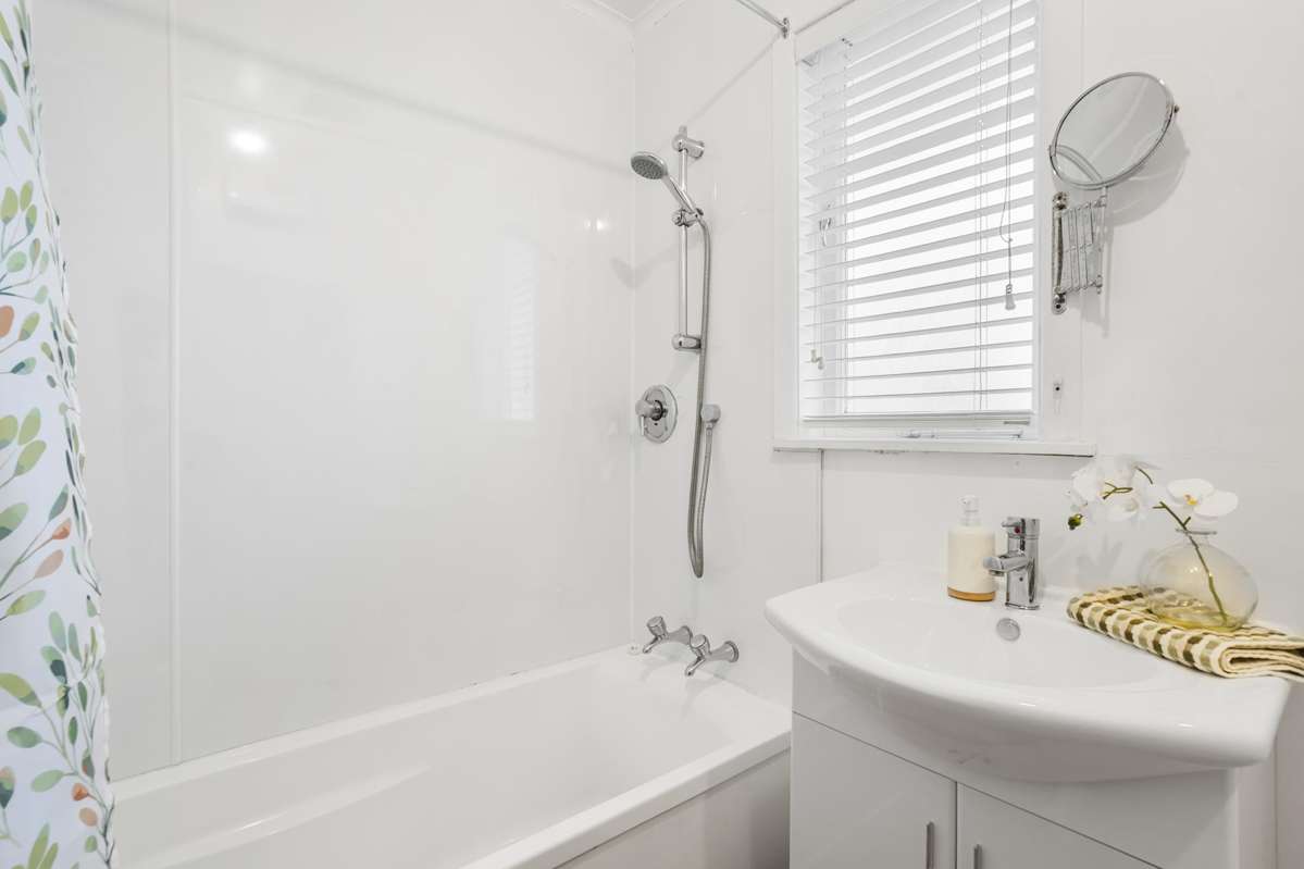 715 Te Atatu Road_5
