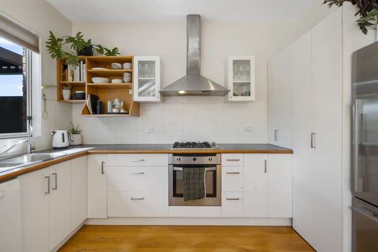 7 Niccol Avenue Narrow Neck_10