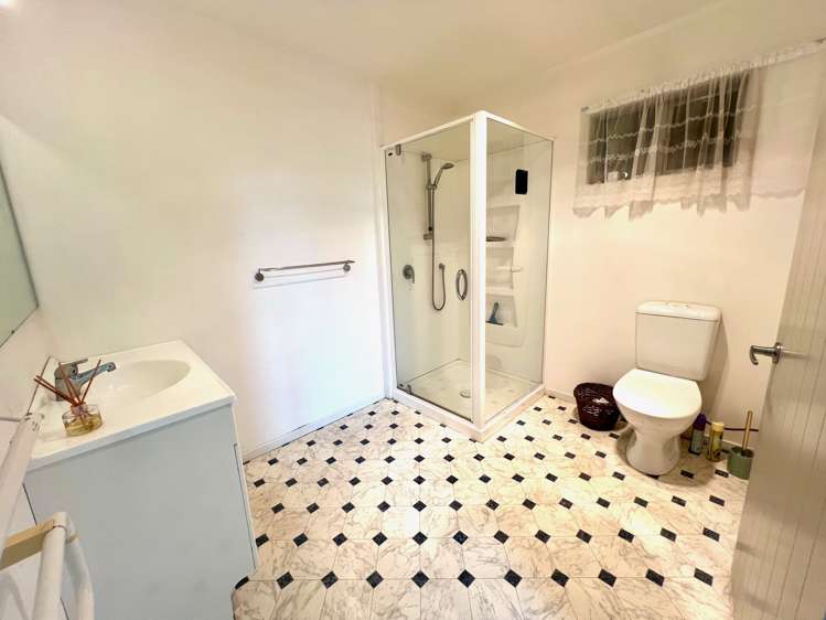 106P Greenslade Rd Raglan_16