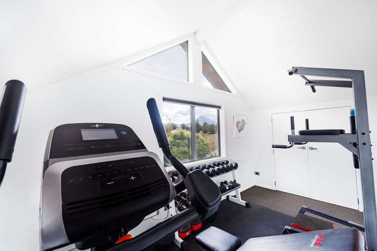 12 Pendeen Crescent Jacks Point_22