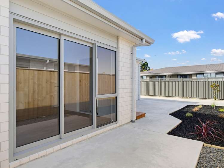 2/11 Landing Road Whakatane_17