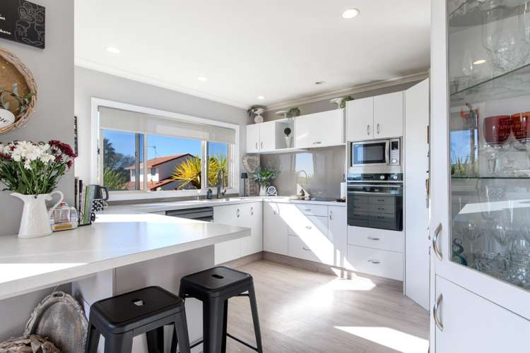 5 Downing Place Welcome Bay_14