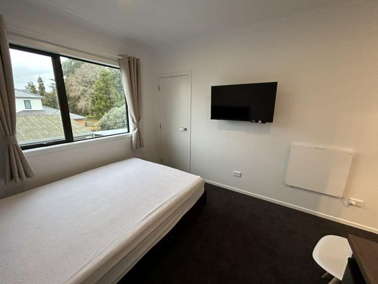 2B/23 Hibiscus Avenue Hamilton Lake_3