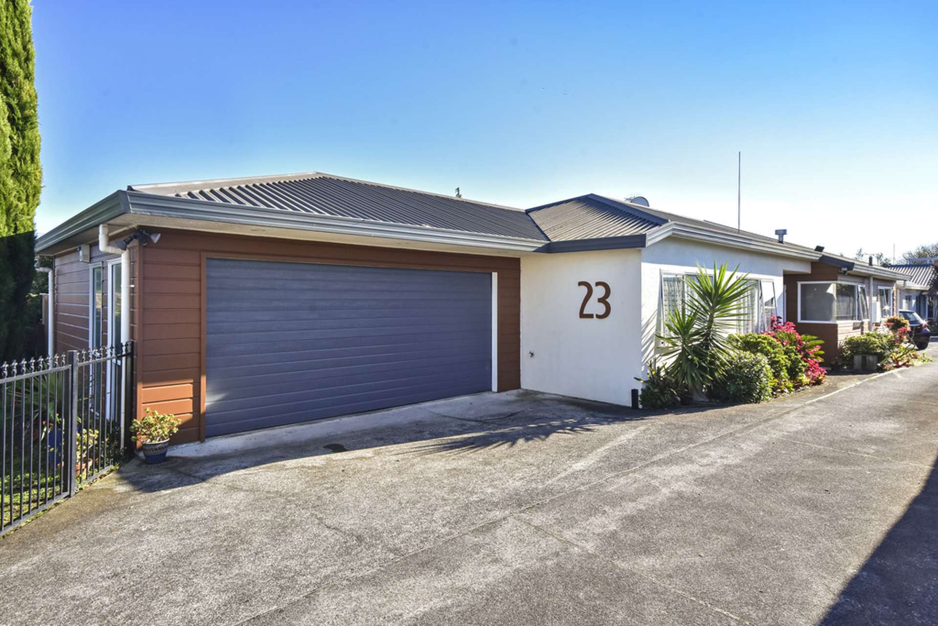 2/23 Russell Road Manurewa_0