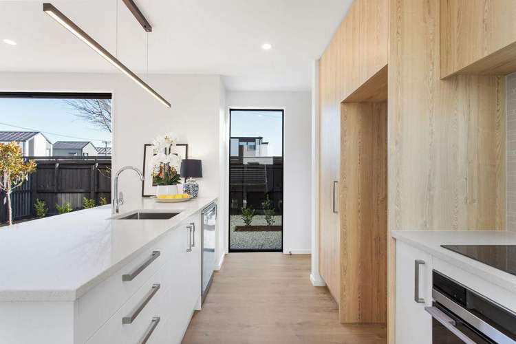 1/125 Canon Street Edgeware_4