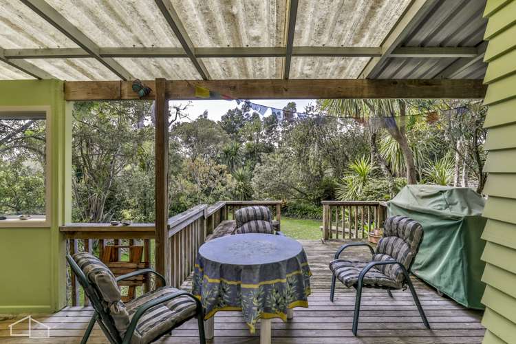 54 Clayburn Road Glen Eden_12