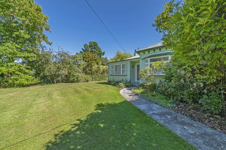 149 High Street Leeston_34