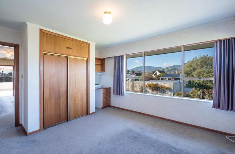 2 Balmoral Place Stoke_21