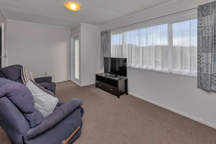 21 Camellia Avenue Ruakaka_12