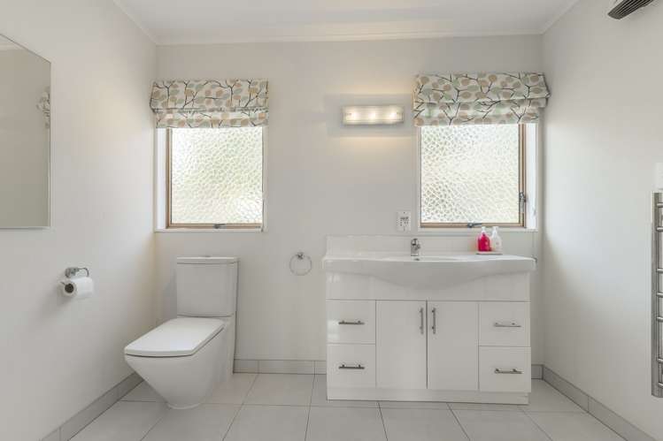 2a Tudor Court Paraparaumu Beach_12