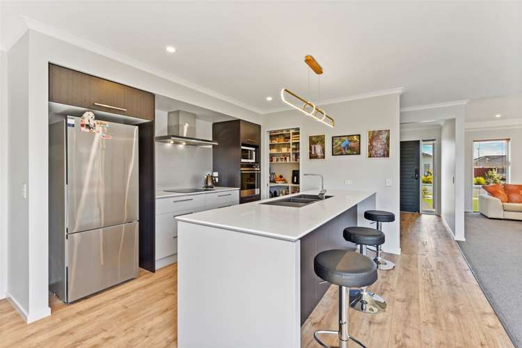 15 Oakdale Grove Richmond_3