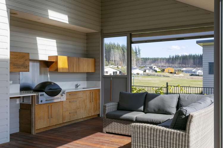 14 Wai Kite Kite Place Motuoapa_11