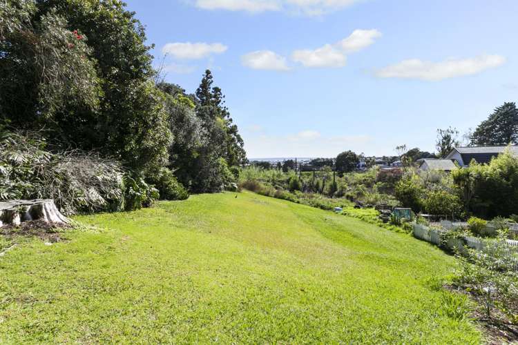 2/59 West Coast Road Glen Eden_14