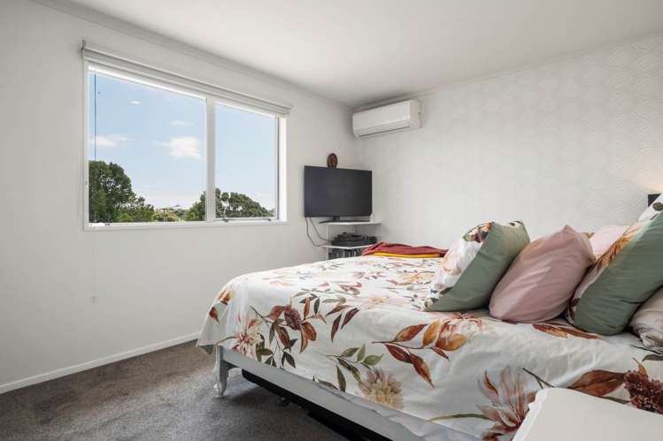 5 Achilles Crescent Welcome Bay_12