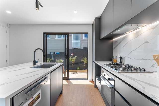 2/42 Velma Road Hillcrest_3