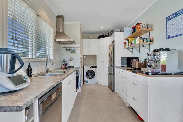 20 Dickens Street Stoke_4