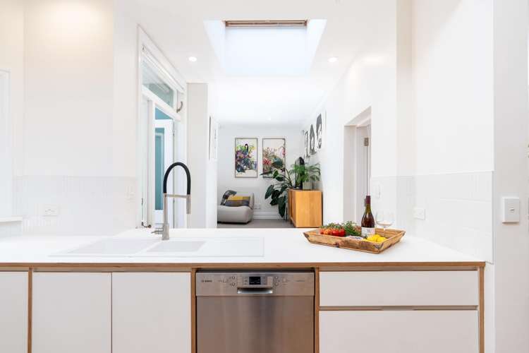 16 Hawker Street Mount Victoria_16