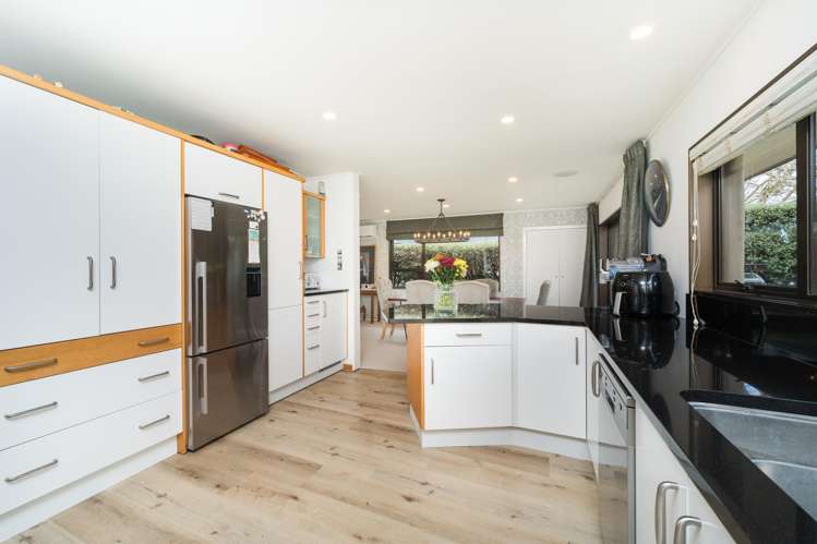 51 Long Melford Road Awapuni_12