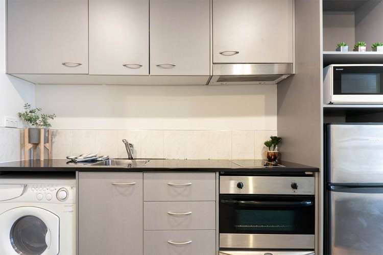 14D/76 Albert Street City Centre_4