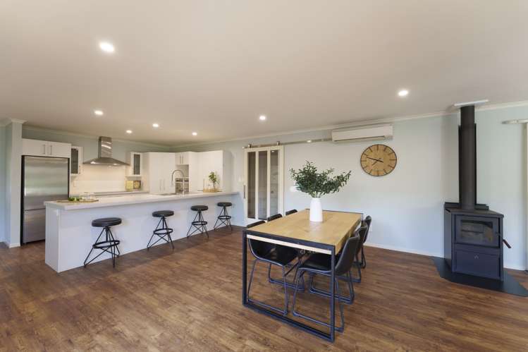 16 Bottle Lake Drive Parklands_11