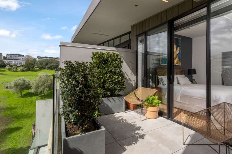 402/22 Fleet Street Eden Terrace_11