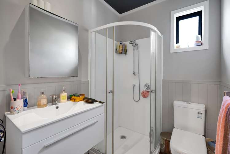 1 Silby Street Waitara_9